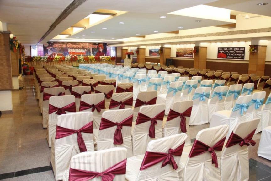 Hotel Sheela Shree Plaza Джханси Экстерьер фото